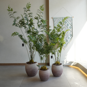 شجرة نخيل هندي اصطناعية مع حوض فايبر كلاي